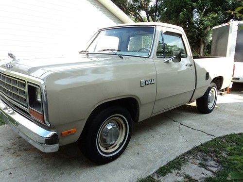 1985 dodge ram 150