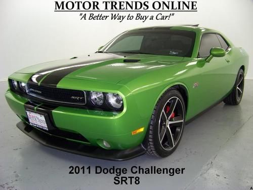 Srt8 392 navigation hemi sunroof auto htd seats 2011 dodge challenger 10k