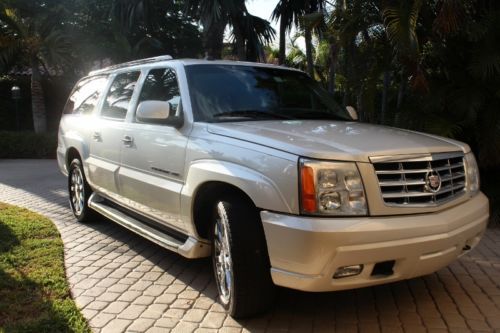 Cadillac escalade platinum esv &#034;pampered&#034; 69k miles, white &amp; tan interior.