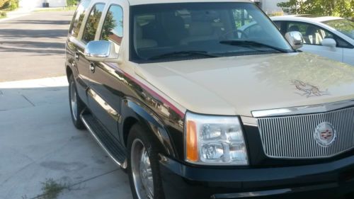 Custom cadillac escalade two tone paint custom leather 20&#034; wheels video system