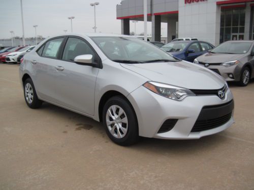 14 new corolla sedan 4 door car