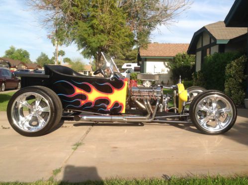 Custom 1923 ford model t bucket roadster