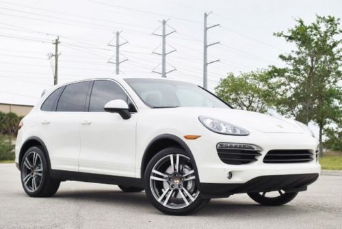 2012 cayenne s - navi - 21 turbo wheels - best color - like new - florida car