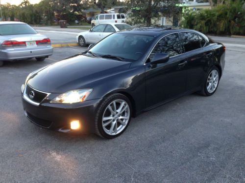 2007 lexus is250 luxury pckg nav, hid, cooled/heated seats - clean carfax!!!