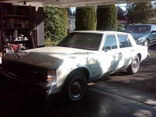 1979 cadillac seville mint condition moon roof all auto 350 motor excellent int