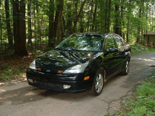 2003 ford focus zts sedan 4-door 2.3l