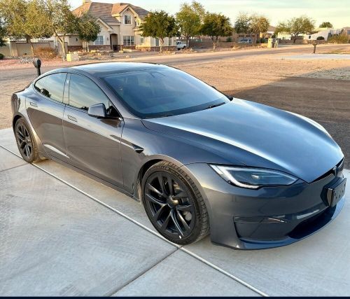 2022 tesla model s