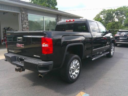 2017 gmc sierra 2500 denali 4x4 4dr crew cab sb