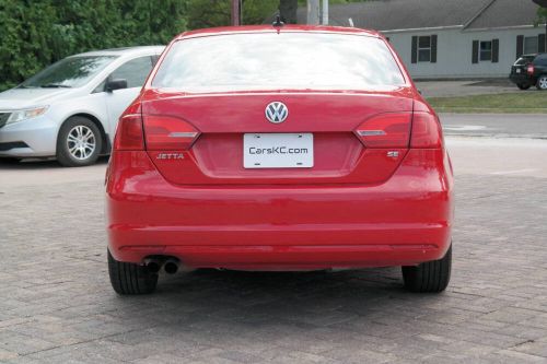 2014 volkswagen jetta se pzev 4dr sedan 6a w/connectivity