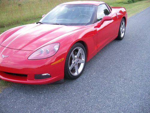 2007 cheverolet corvette 6 speed both tops no reserve