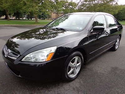 Beautuful 2005 honda accord 5 speed ex sedan loaded clean carfax runs new