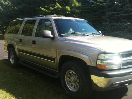 2001 chevrolet suburban 1500 ls sport utility 4-door 5.3l