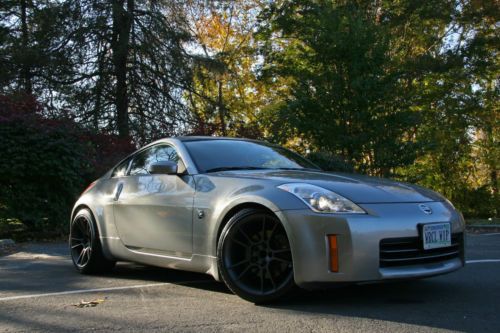 2006 nissan 350z grand touring coupe 2-door 3.5l v6 w/ after market 19&#039;&#039; wheels