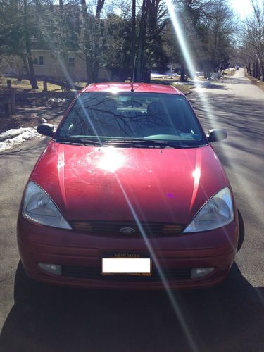 No reserve great condition 2002 ford focus zx5 hatchback 5-door 2.0l