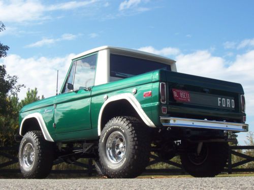 Awesome half cab 1974 ford bronco 4wd classic p/s pwr. disc brakes show and go!!