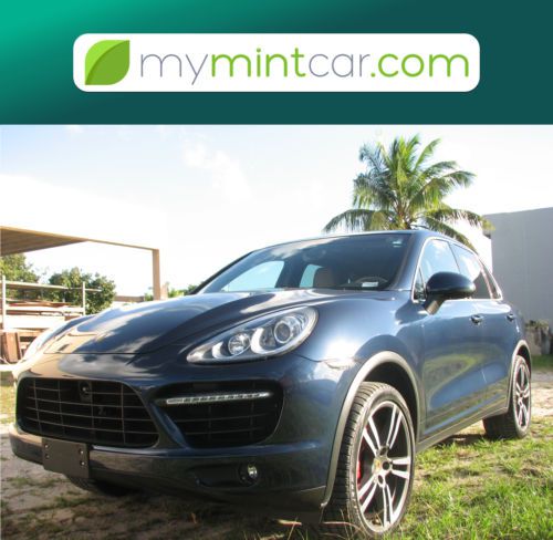 Mint 2012 porsche cayenne turbo clean carfax warranty included