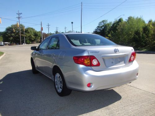 2010 toyota corolla le