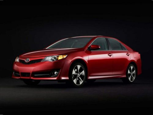 2014 toyota camry se sport