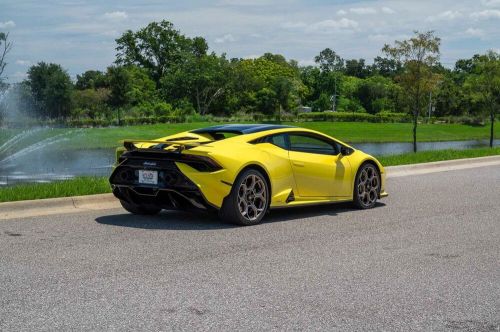 2023 lamborghini huracan tecnica