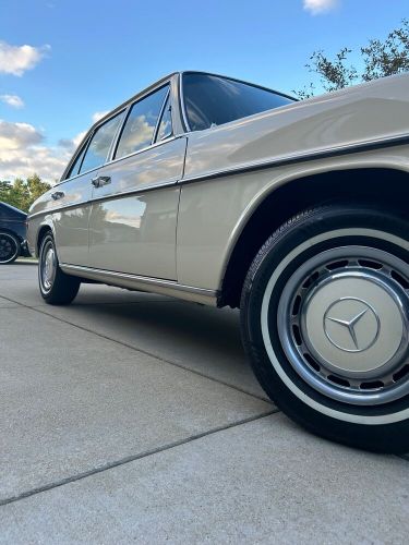 1972 mercedes-benz 250