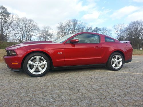 2011 ford mustang gt premium coupe 2-door 5.0l