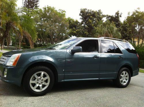 Cadillac srx year 2006