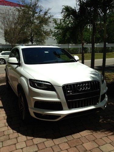 Audi q7 tdi s line   ......s line