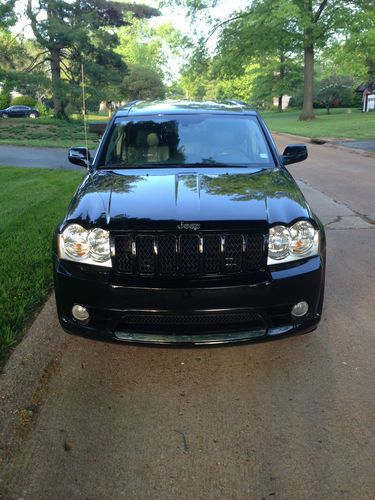 2007 jeep grand cherokee srt8 sport utility 4-door 6.1l