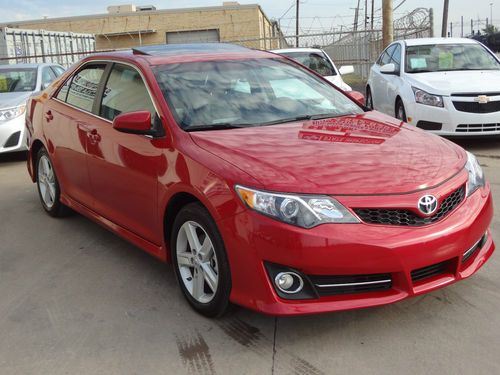 2013 toyota camry se leather sunroof navigation bluetooth barcelona red warranty