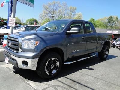 4.6l v8 4x4 new tires new wheels blue exterior grey interior bed liner