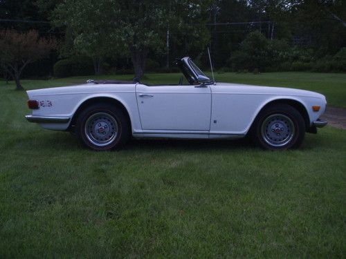 1973 triumph tr6   driver