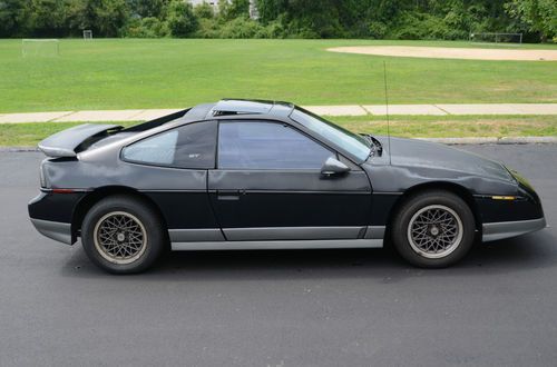 1987 pontiac fiero gt coupe 2-door 2.8l