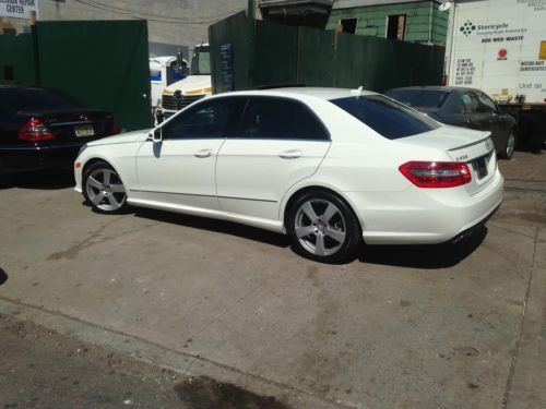 2011 white mercedes benz e350 4 matic