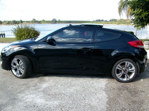 Fully loaded black 2012 hyundai veloster, buy it now $16,000