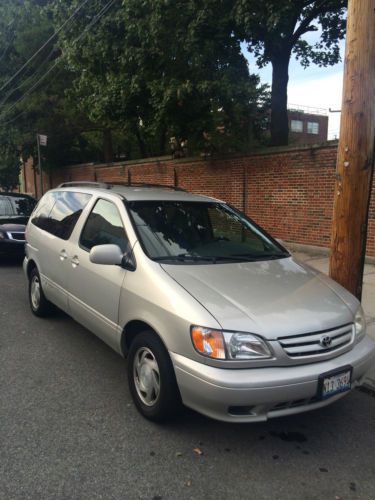 2002 toyota sienna ce mini passenger van 5-door 3.0l