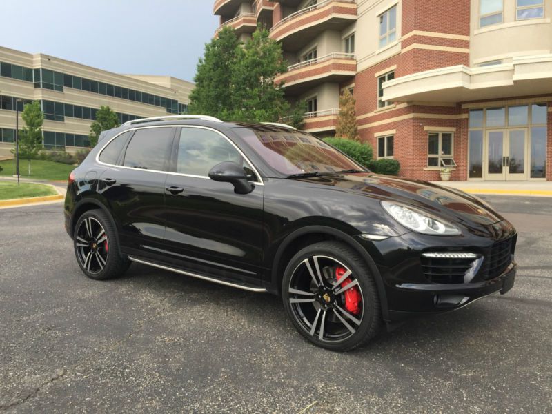 2011 porsche cayenne