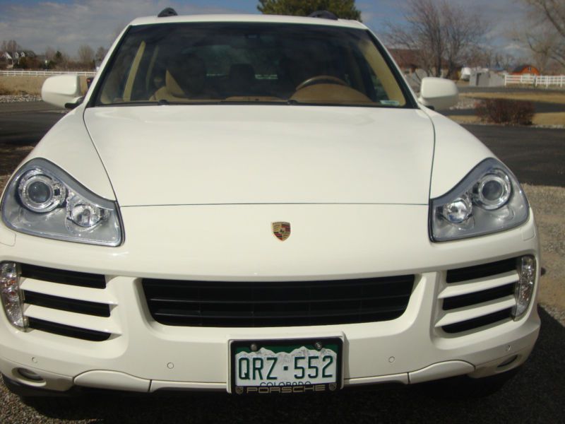 2010 porsche cayenne s