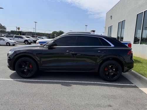 2021 audi q8 55 premium