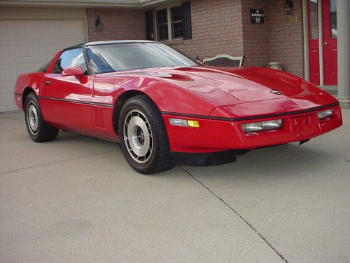 1985 chevrolet corvette hatchback v8 5.7l ohv 89,906 miles