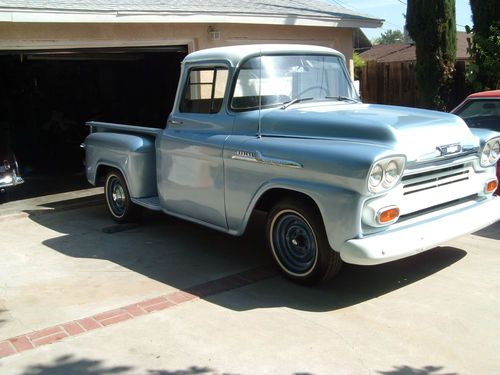 1958 chevrolet apache 32 stepside big window