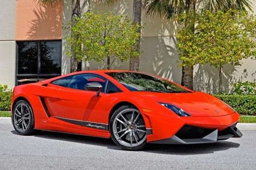 Lamborghini gallardo superleggera! rare red over black loaded car!