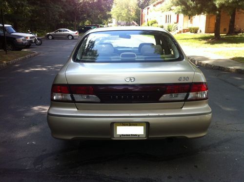 1998 infiniti i30 base sedan 4-door 3.0l