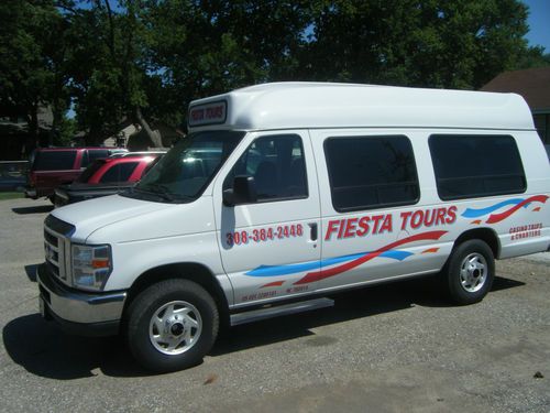 2007 ford e350 bus / van / shuttle bus 13 passengers