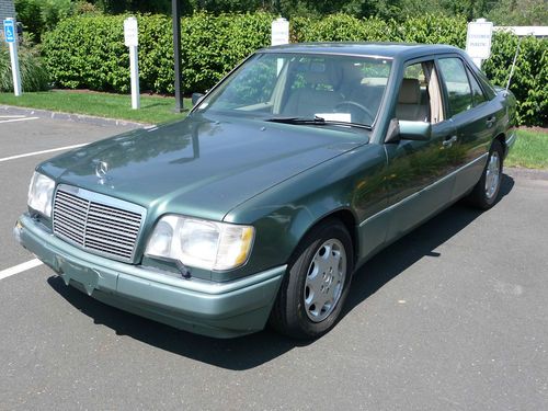 1994 mercedes-benz e320 sedan - all original - rare find