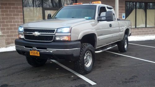 2006 chevrolet silverado 2500 hd lt extended cab pickup 4-door 6.0l