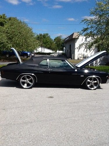 Custom 72 chevelle