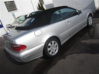 Sharp ** convertible ** (( auto..leather...loaded..v6 ))no reserve