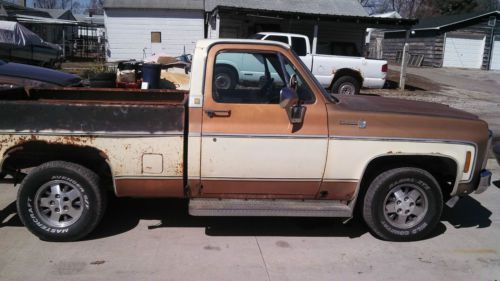 1980 chevy silverado pickup with 1976 suburban parts truck