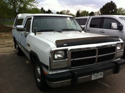 1993 dodge d250 le standard cab pickup 2-door 5.9l