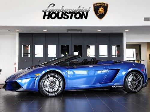 2012 gallardo lp570-4 spyder performante 6-speed manual camera nav bluetooth